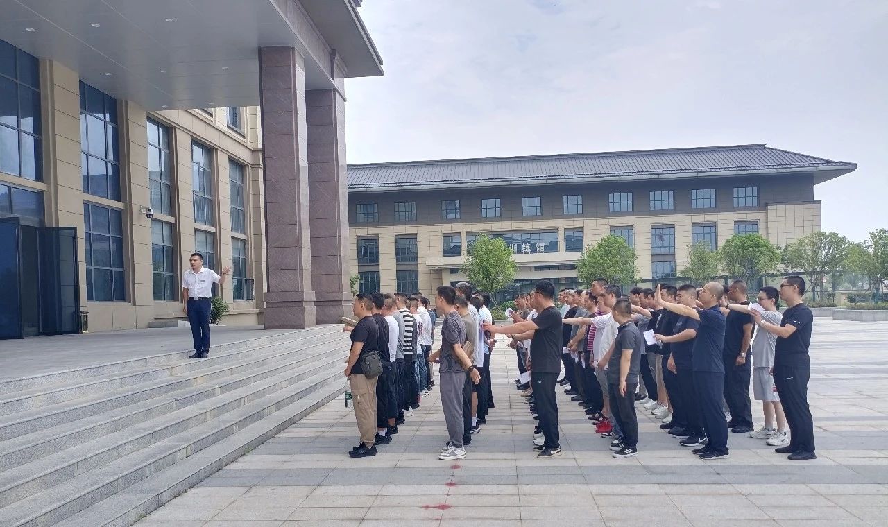 e3880d15d118d2a53b95cf34b93697be e3880d15d118d2a53b95cf34b93697be