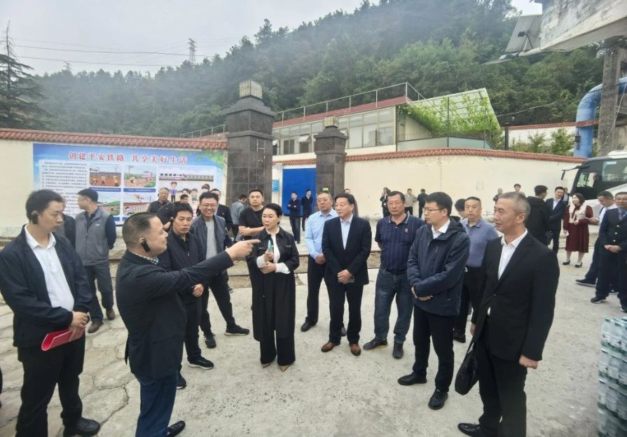 27388d6d8cd712449ba814a6d36e4981 27388d6d8cd712449ba814a6d36e4981